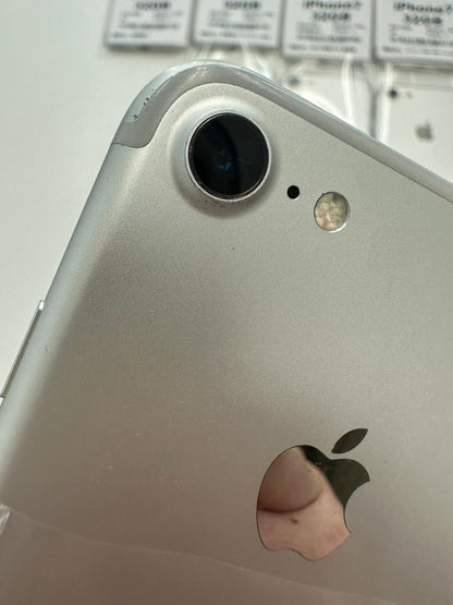 【訳あり小・保証無し】iPhone 7 32GB